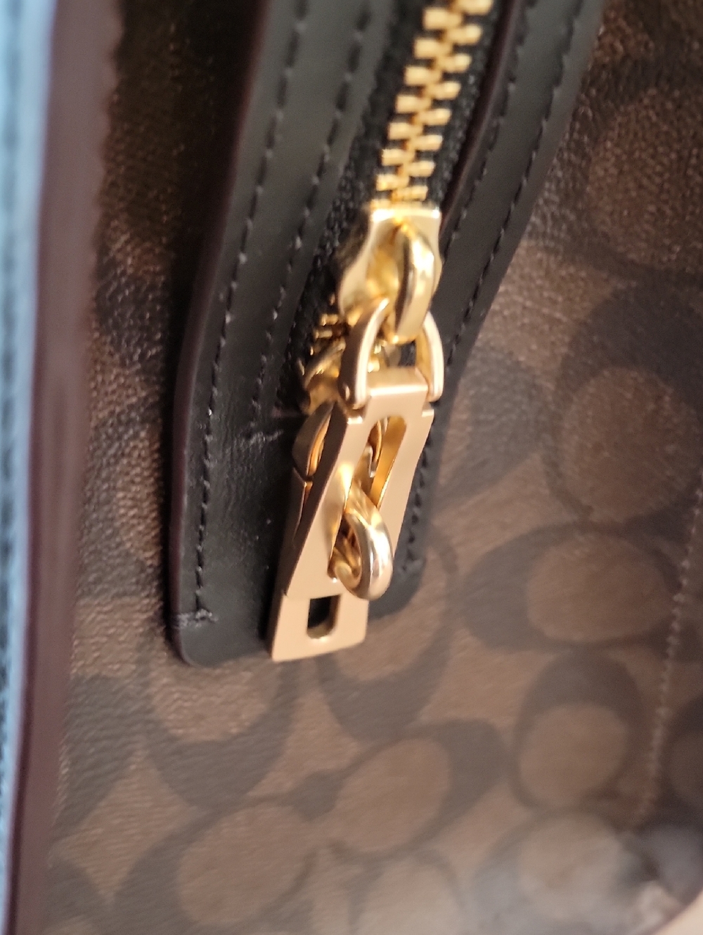 COACH Zoe Carryall Bag in Signature Canvas Print Floral Embroidery w/ lock & key - Picture 7 of 11